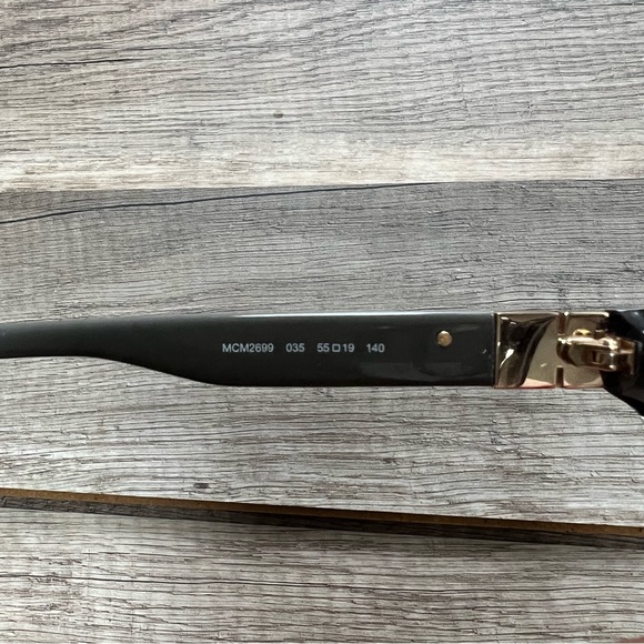 MCM Plastic MCM2699 Frame in Gray - Picture 8 of 10